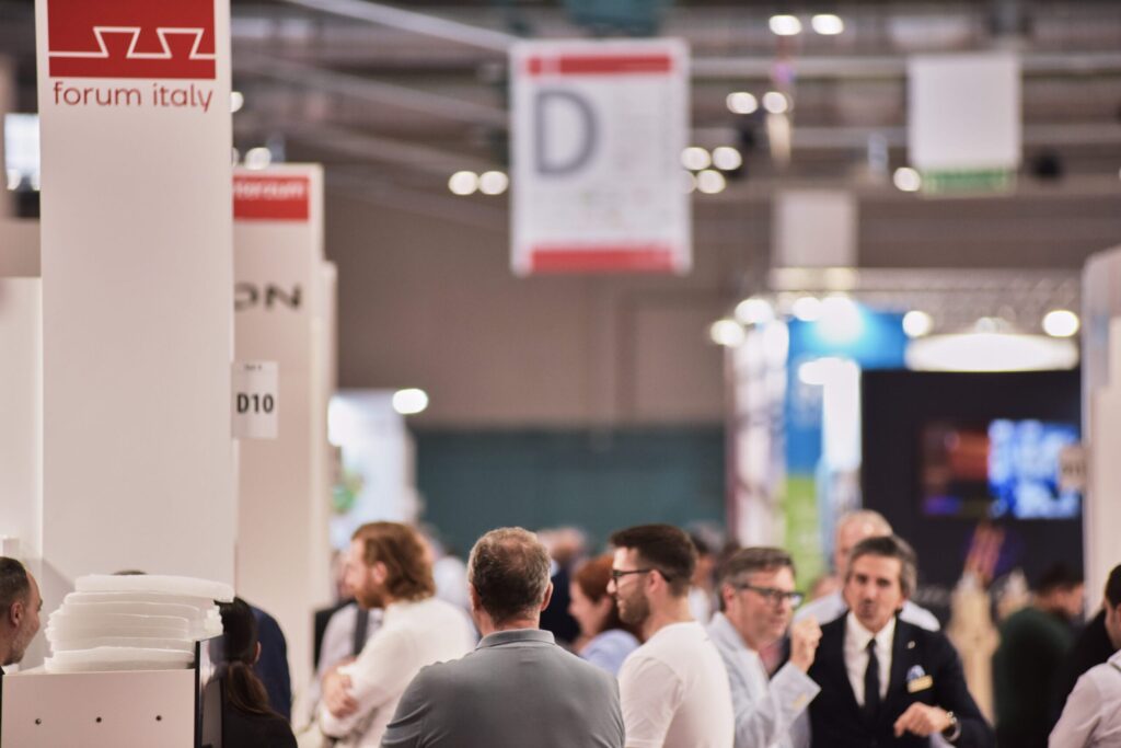 LOMBARDIA ECONOMY - Design e arredo: interzum forum italy...