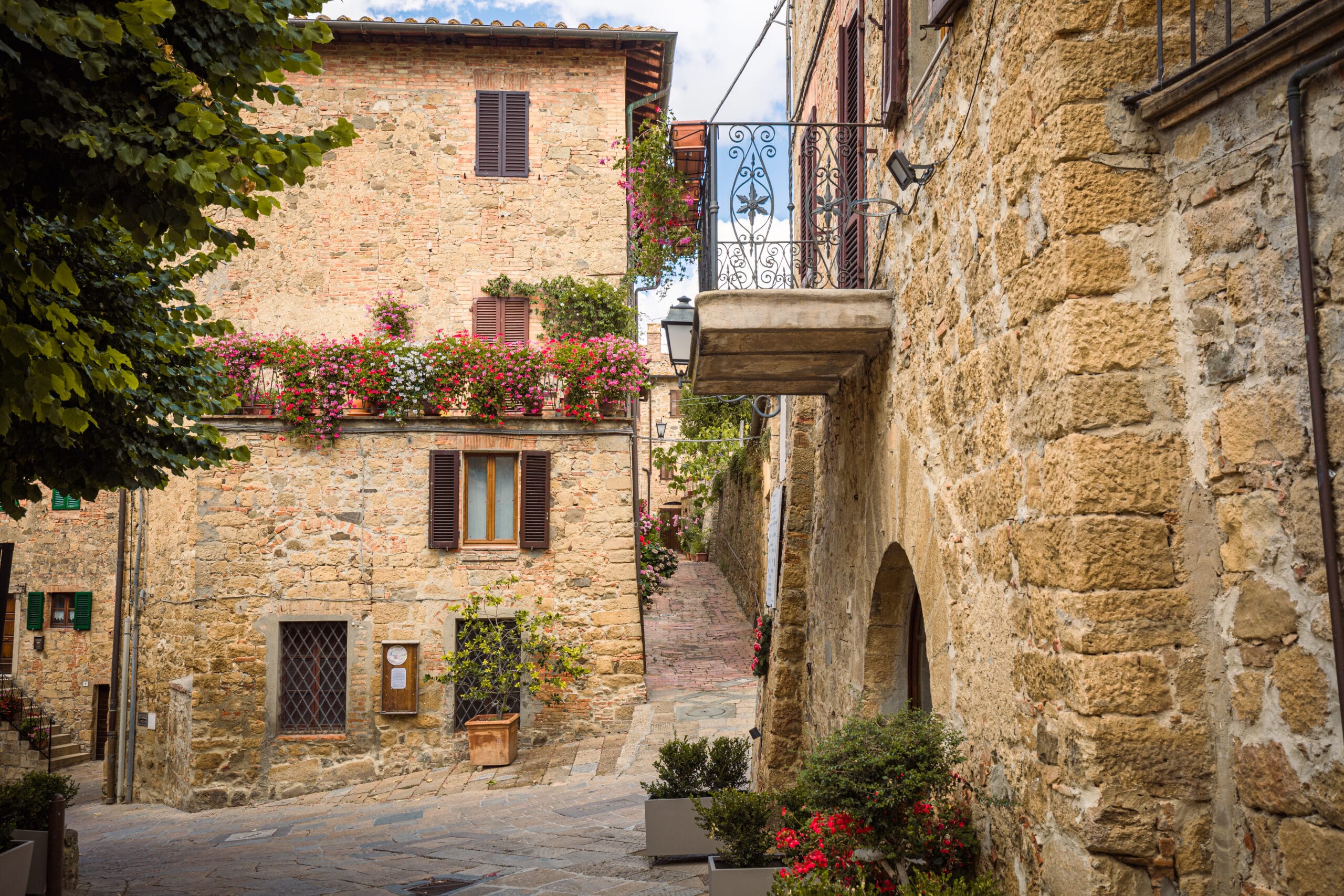 LOMBARDIA ECONOMY - Un faro per il turismo del domani